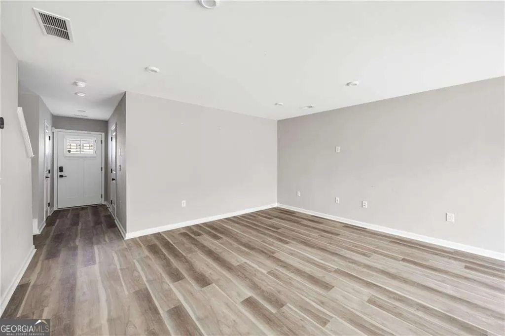 129 Chastain Drive