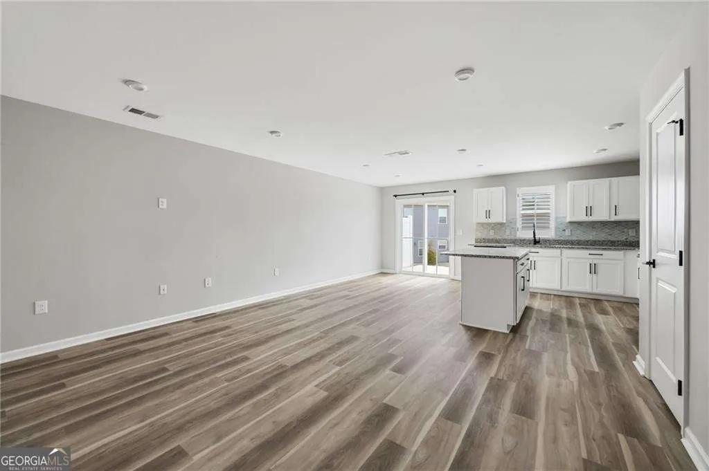 129 Chastain Drive