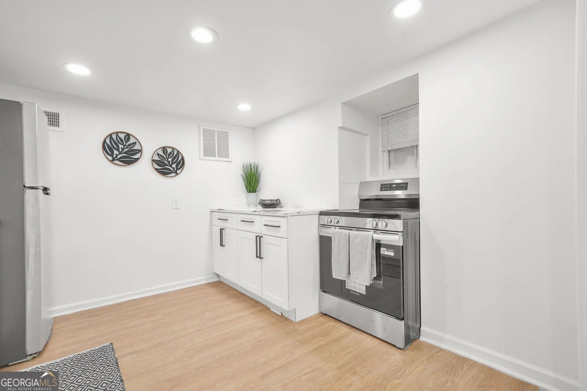 30 Johnson Road NW