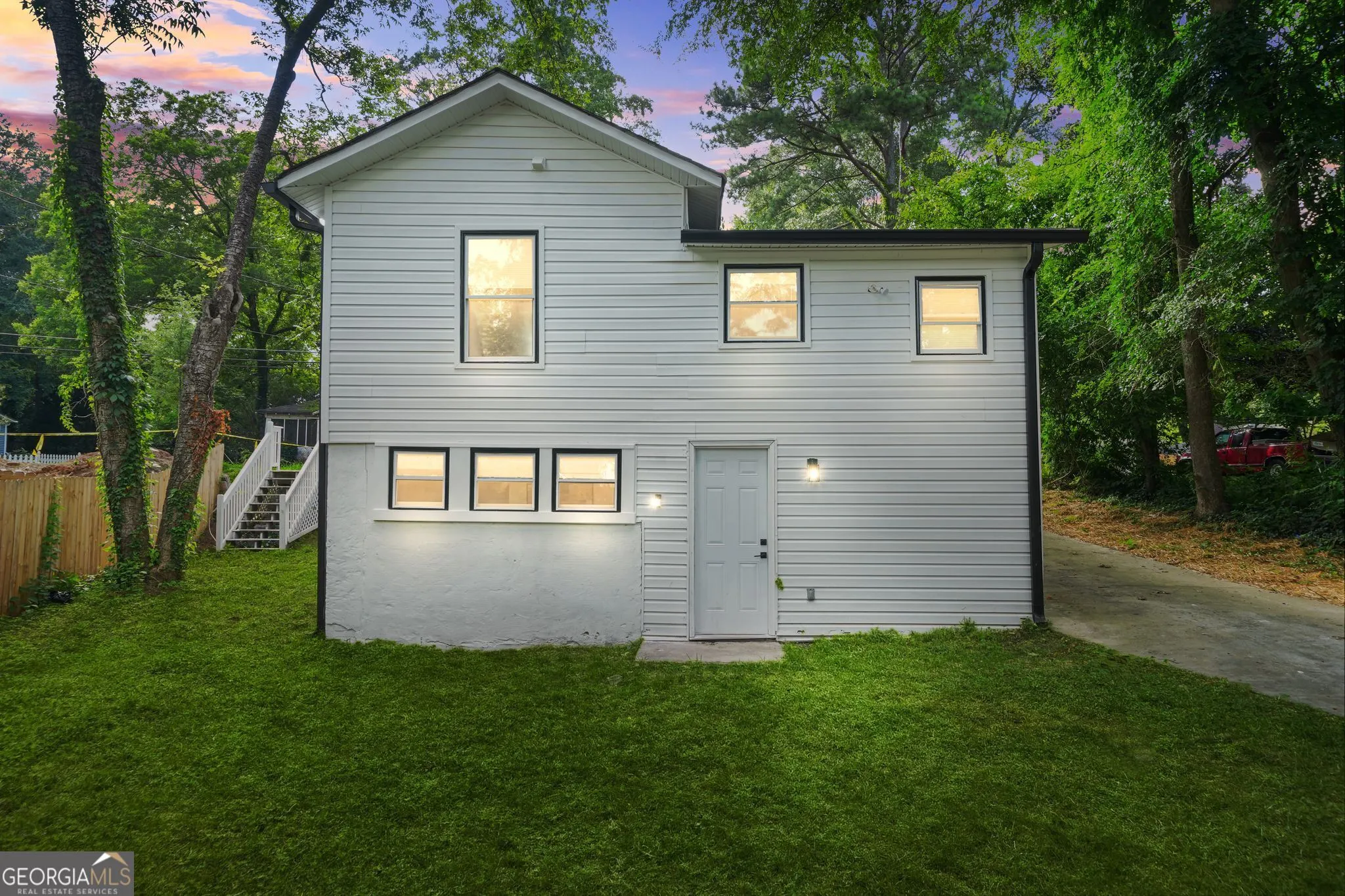 30 Johnson Road NW