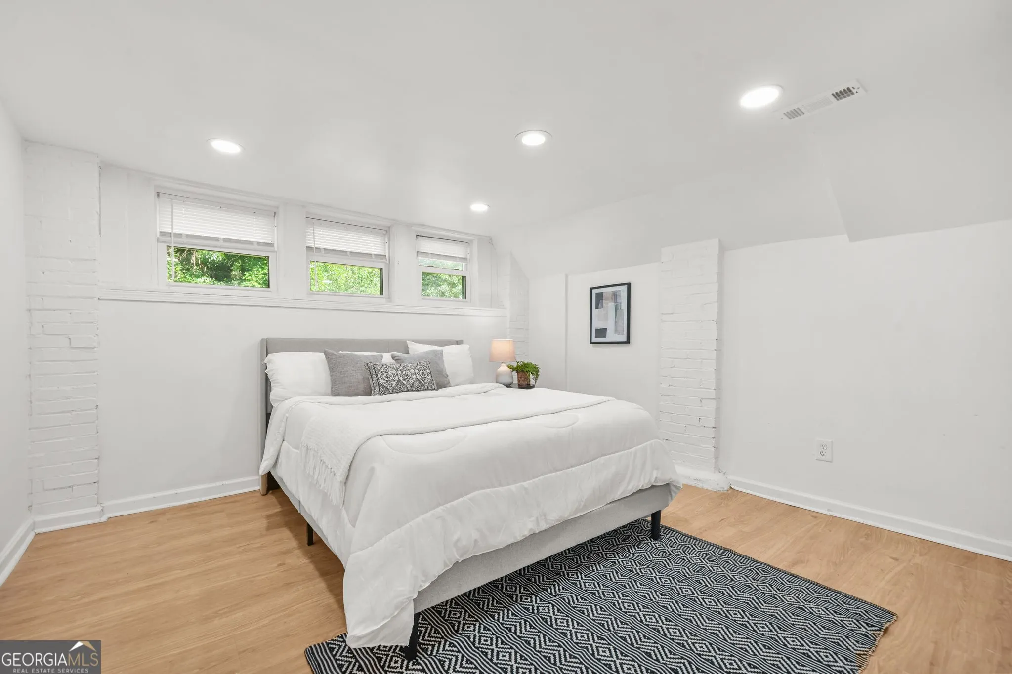 30 Johnson Road NW