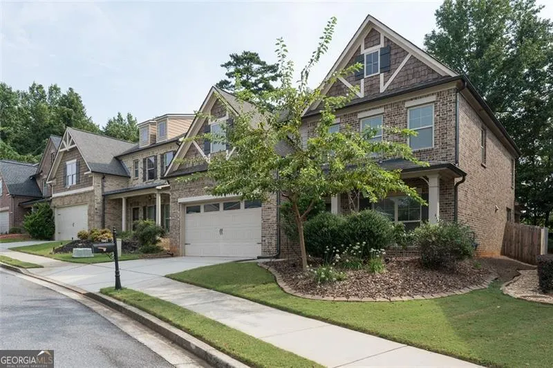 7067 WALHAM Grove
