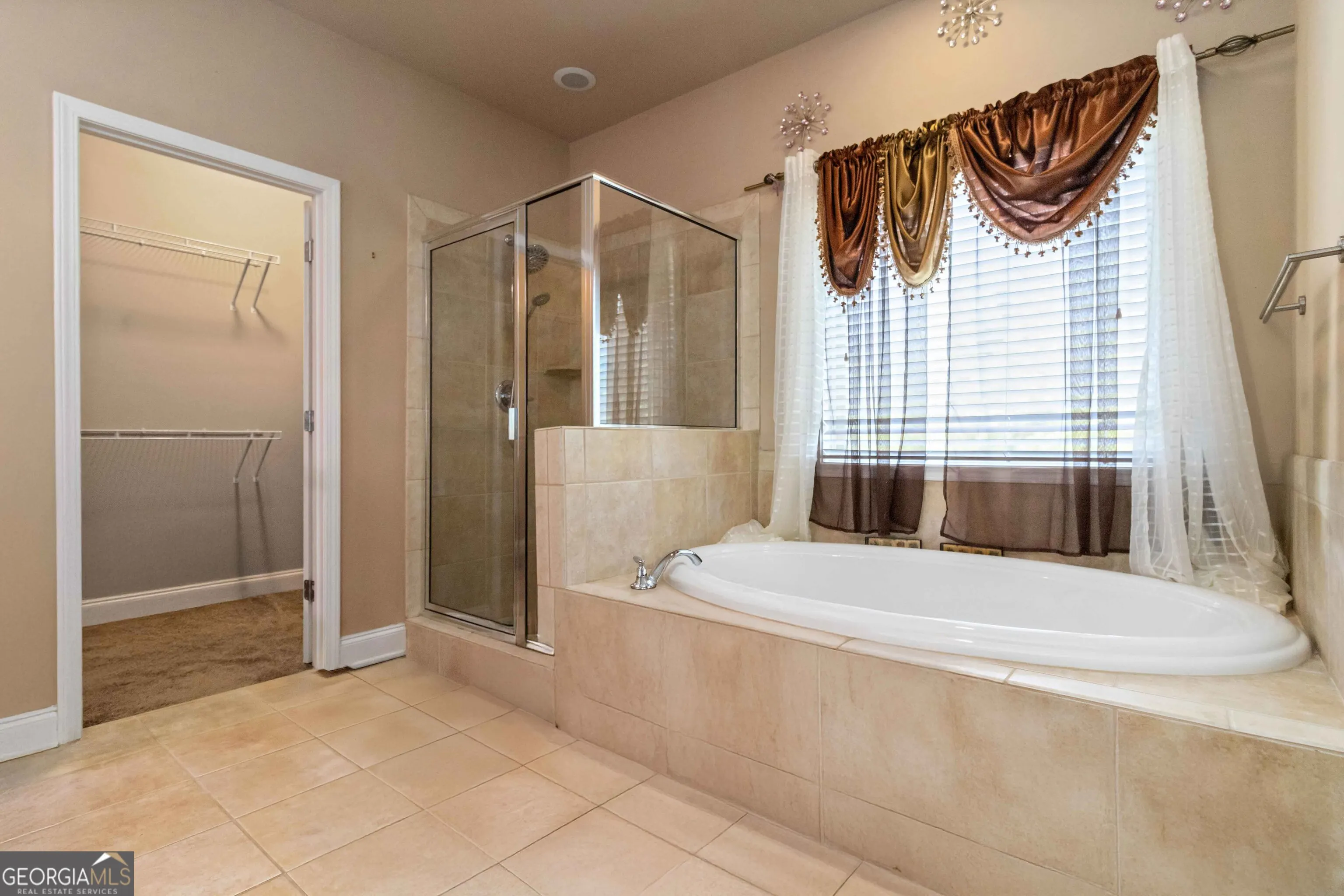 3776 LAKE HAVEN Way