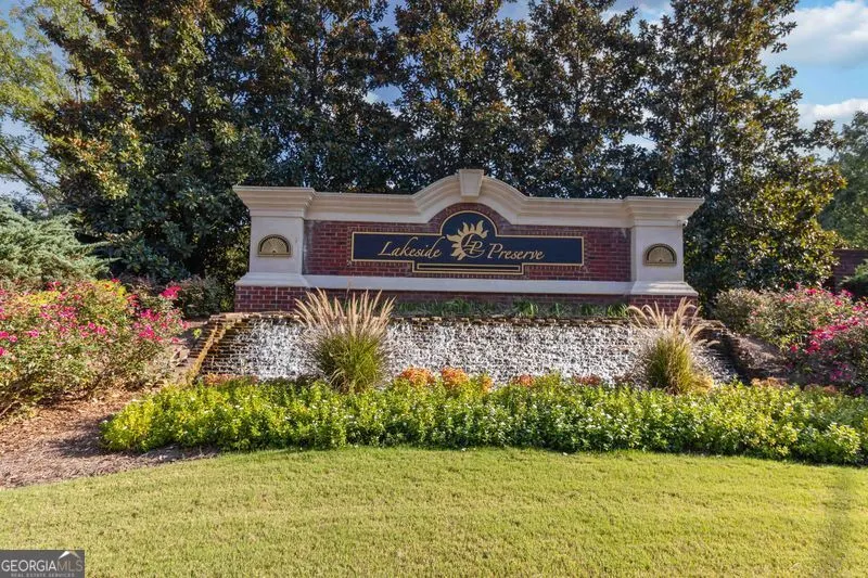 3776 LAKE HAVEN Way