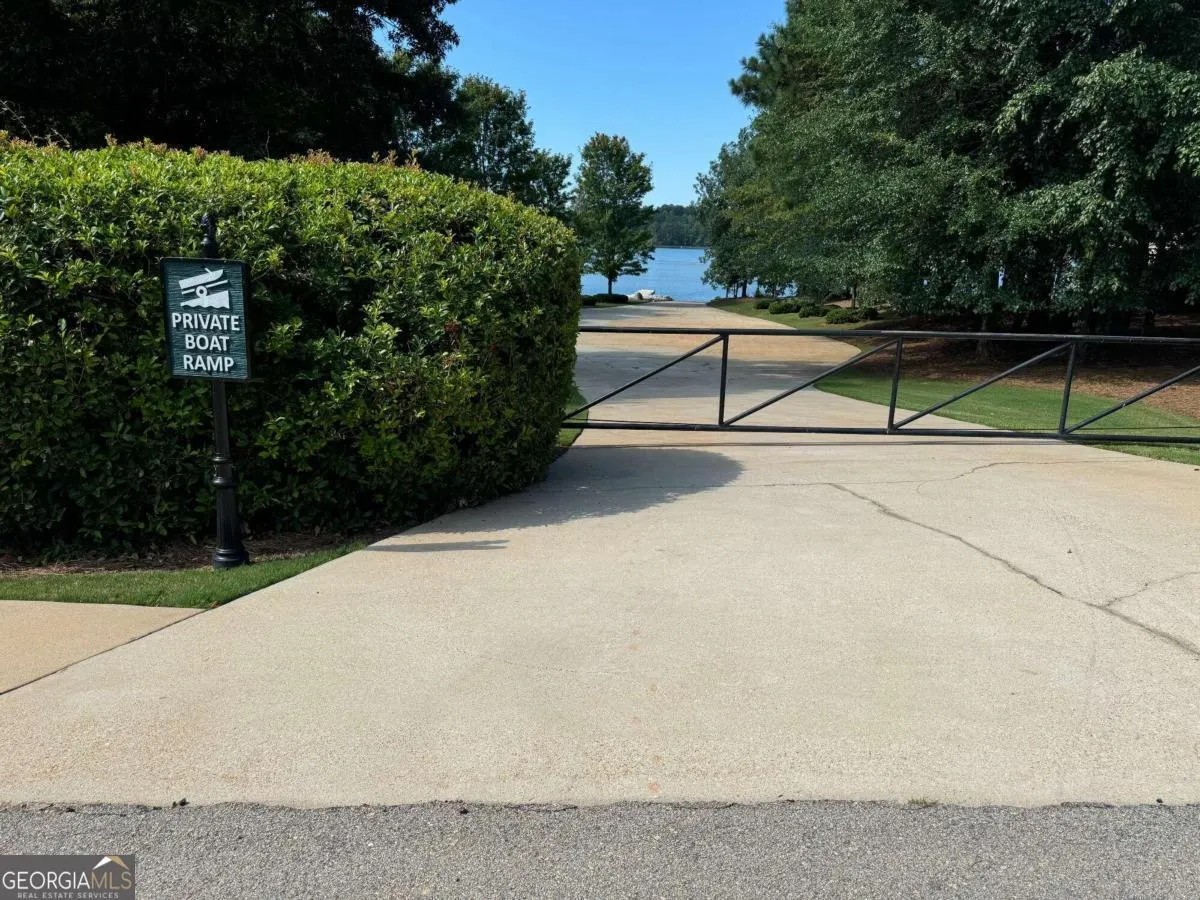 1010 Emerald Shores Drive