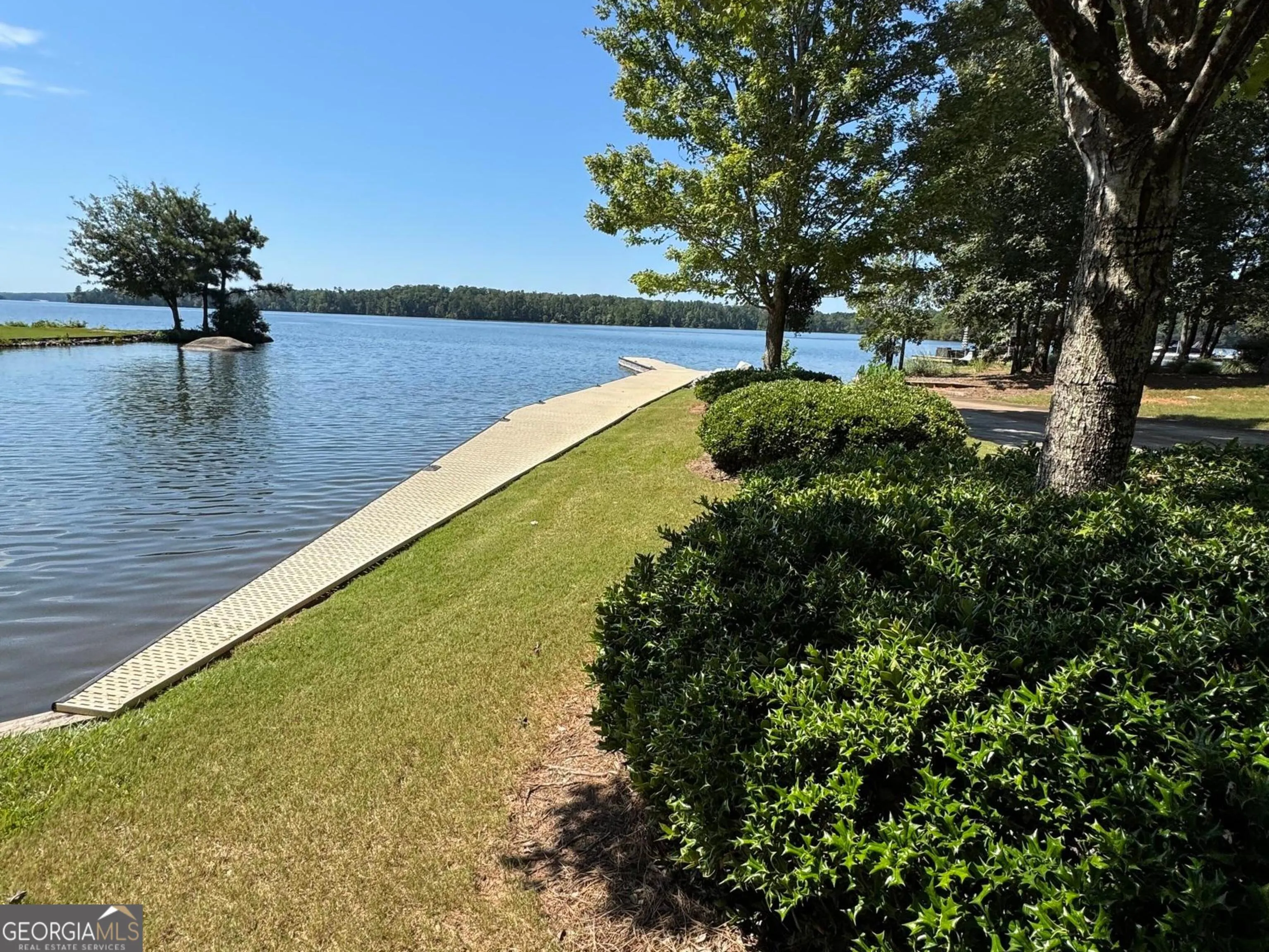 1010 Emerald Shores Drive