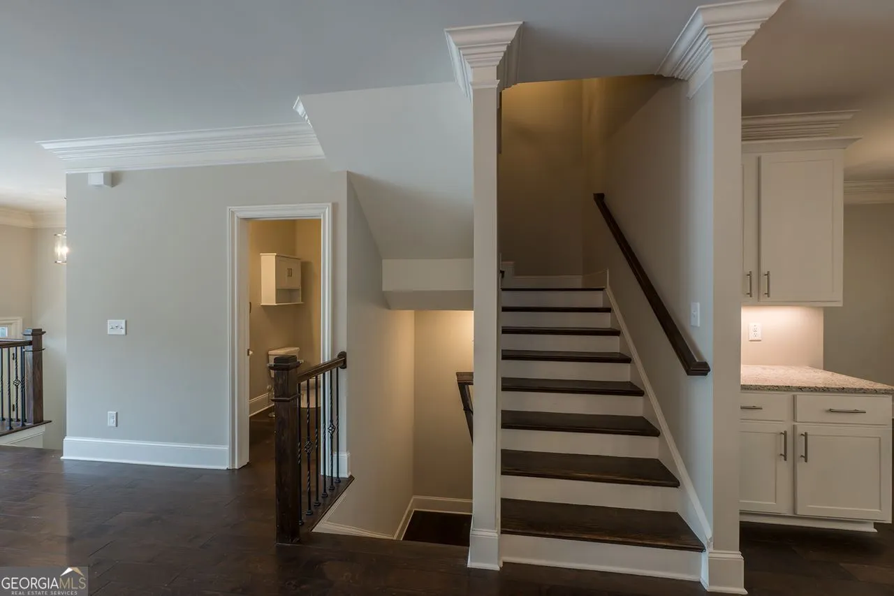 2 921 HICKORY LEAF Court SE, #2