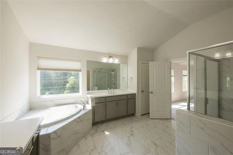 2 921 HICKORY LEAF Court SE, #2