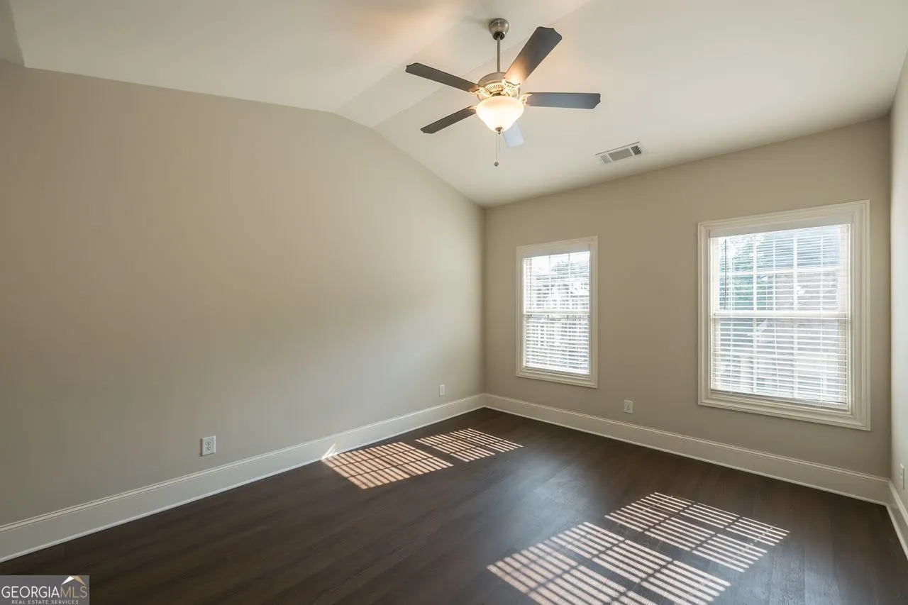 2 921 HICKORY LEAF Court SE, #2