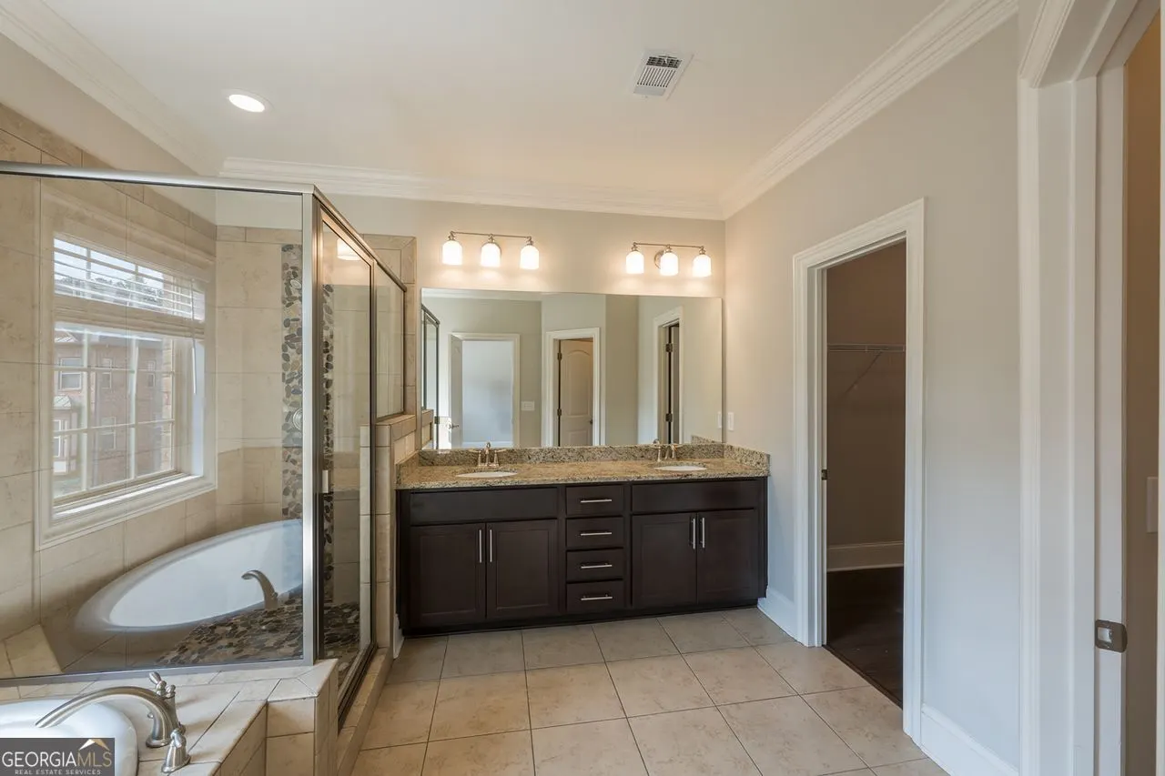 2 921 HICKORY LEAF Court SE, #2
