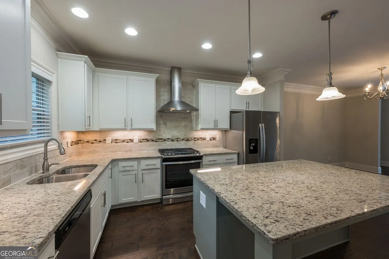 2 921 HICKORY LEAF Court SE, #2