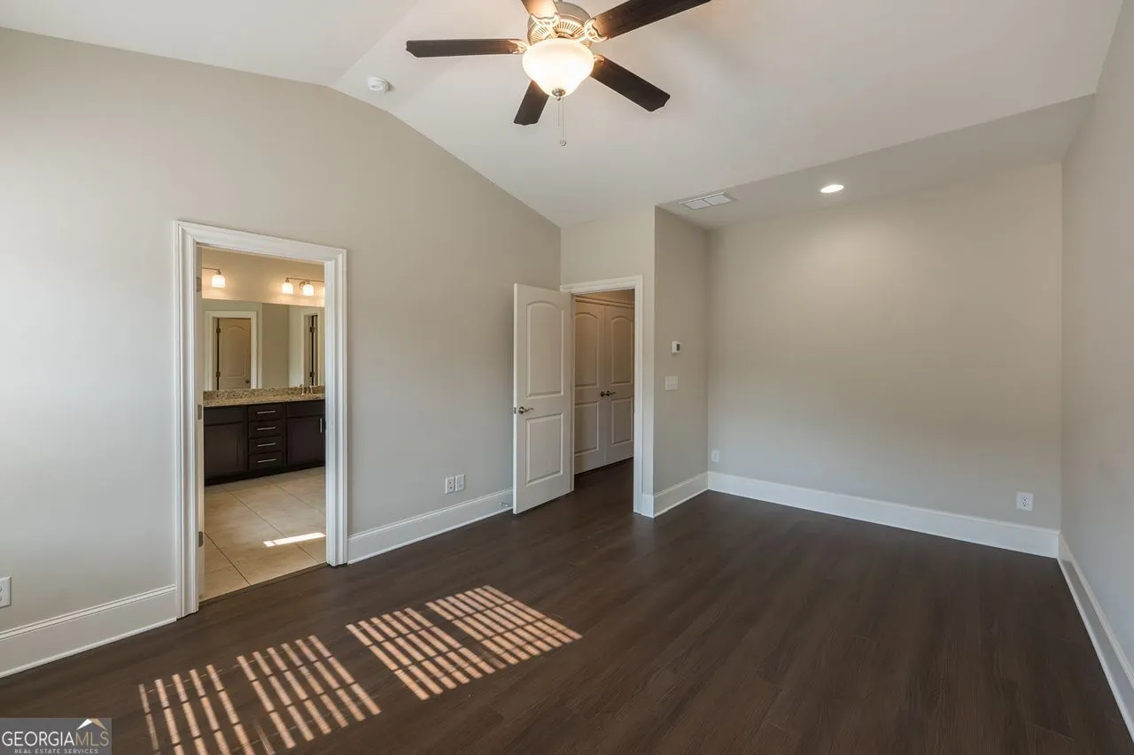 2 921 HICKORY LEAF Court SE, #2