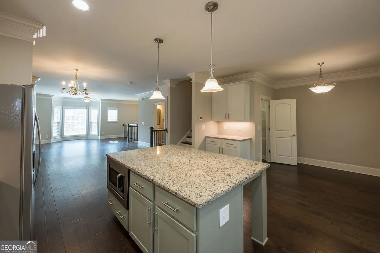 2 921 HICKORY LEAF Court SE, #2