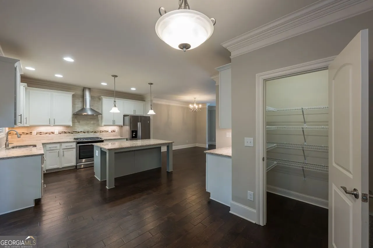 2 921 HICKORY LEAF Court SE, #2