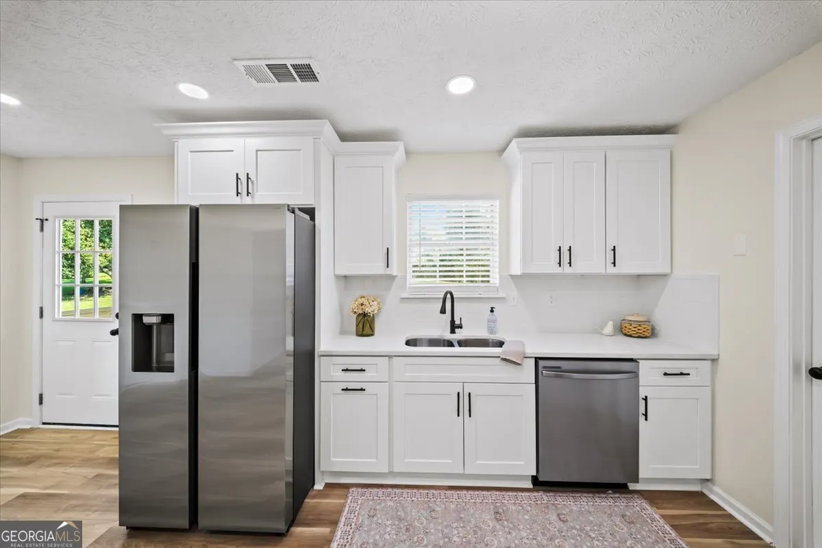405 Highland Drive