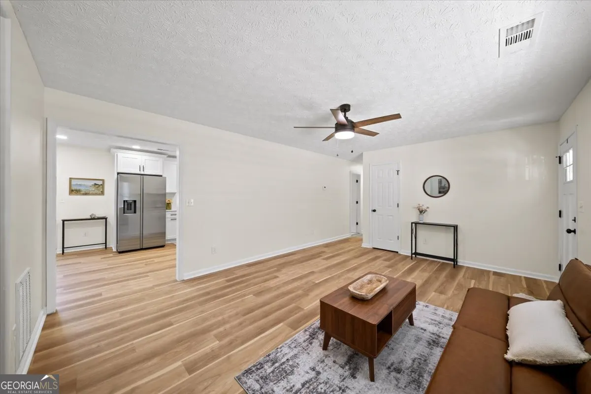 405 Highland Drive
