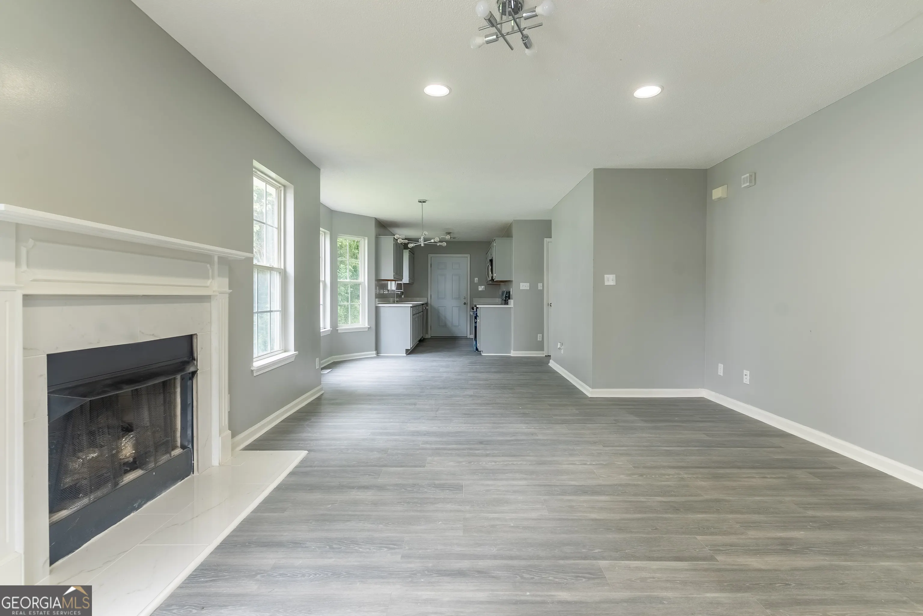 2125 Cedar Avenue