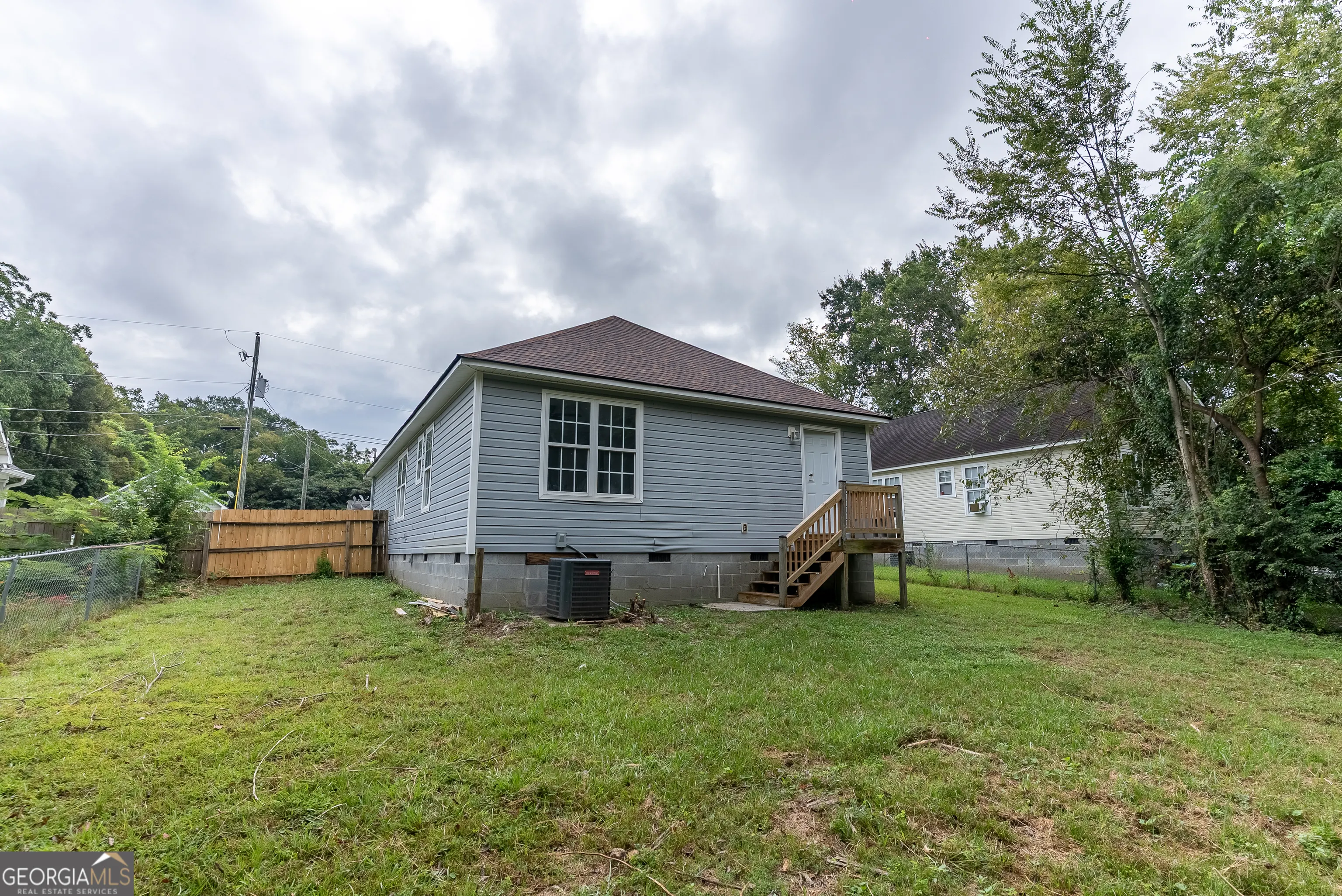 2125 Cedar Avenue