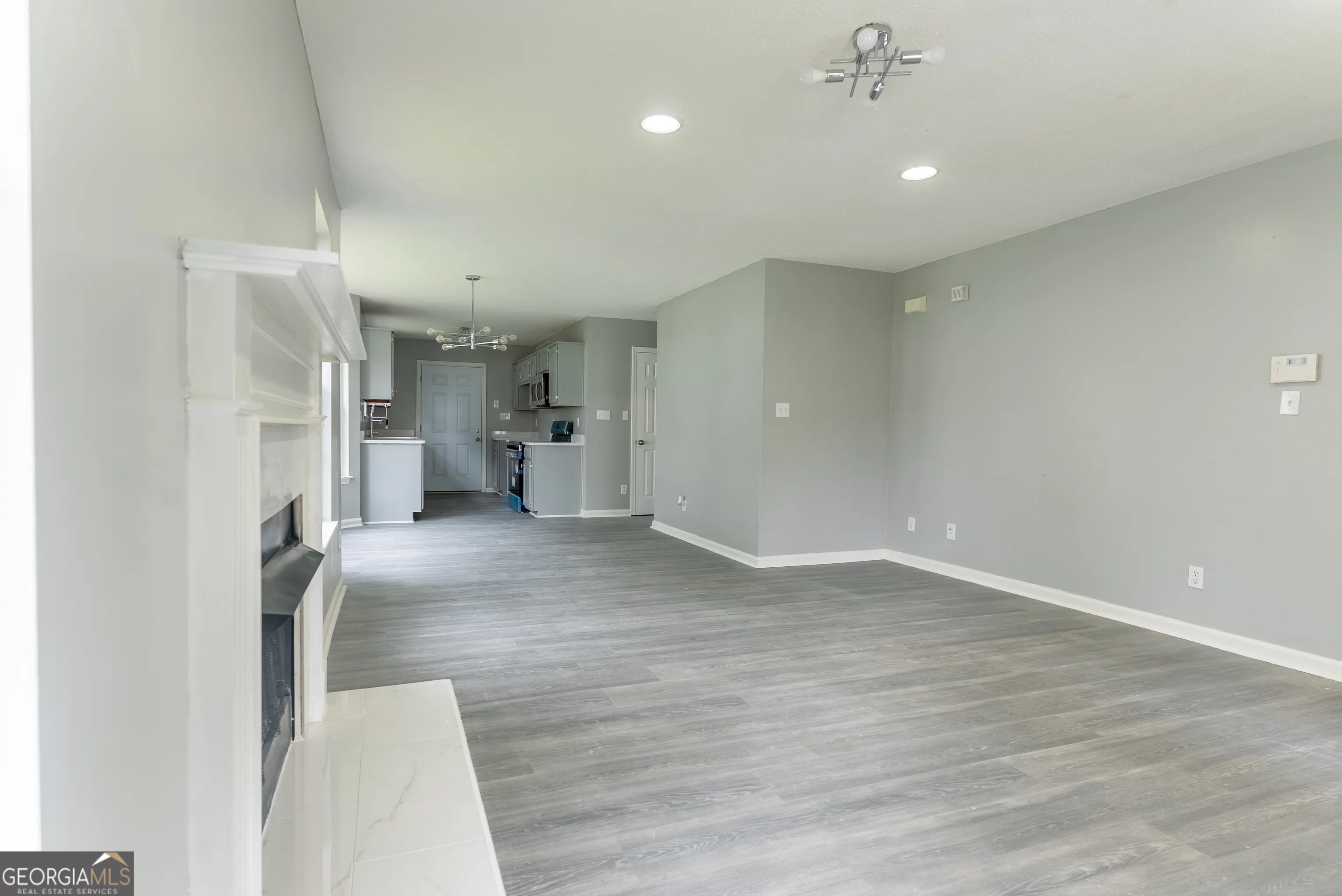 2125 Cedar Avenue