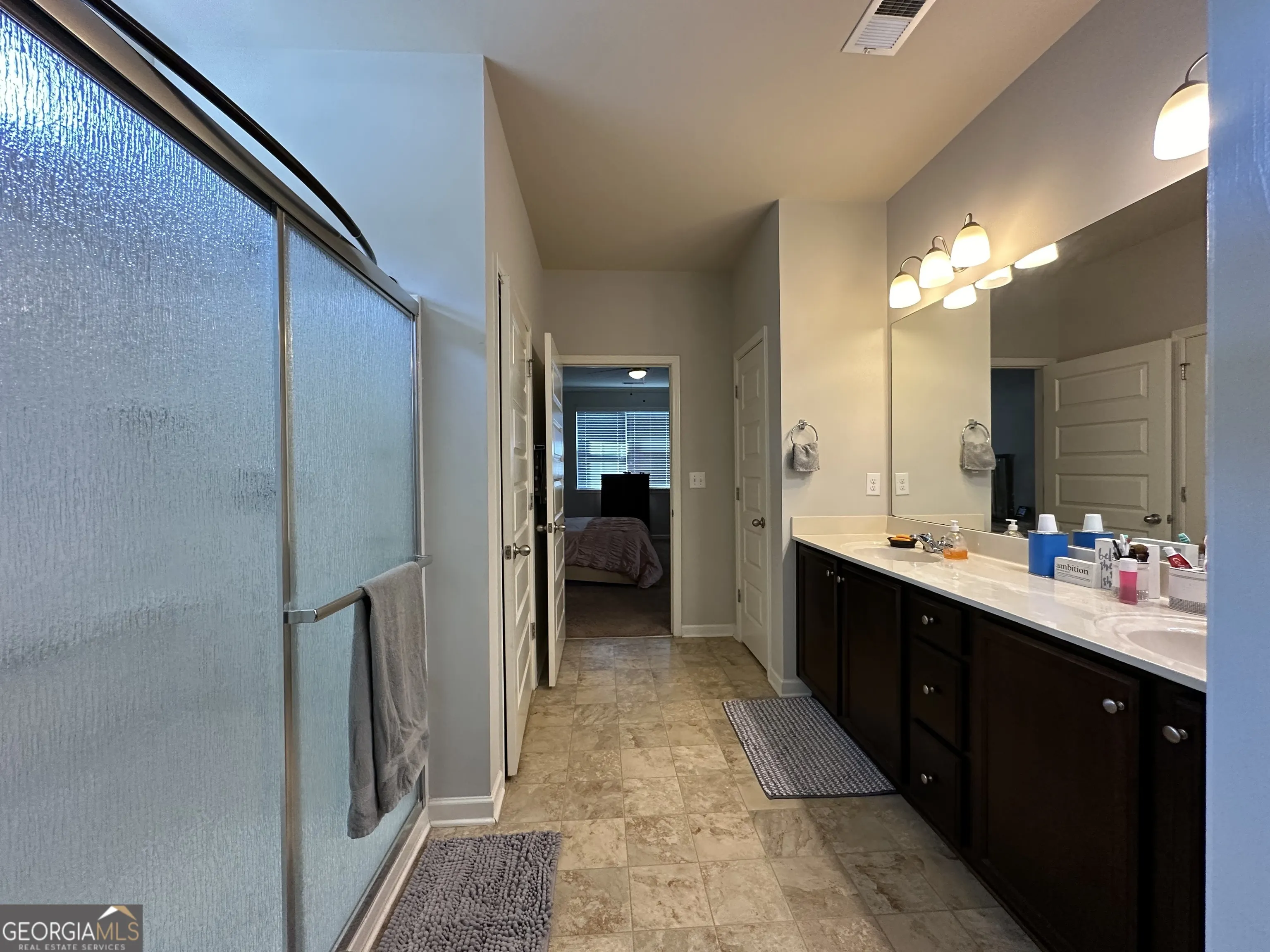 565 Carleton Place