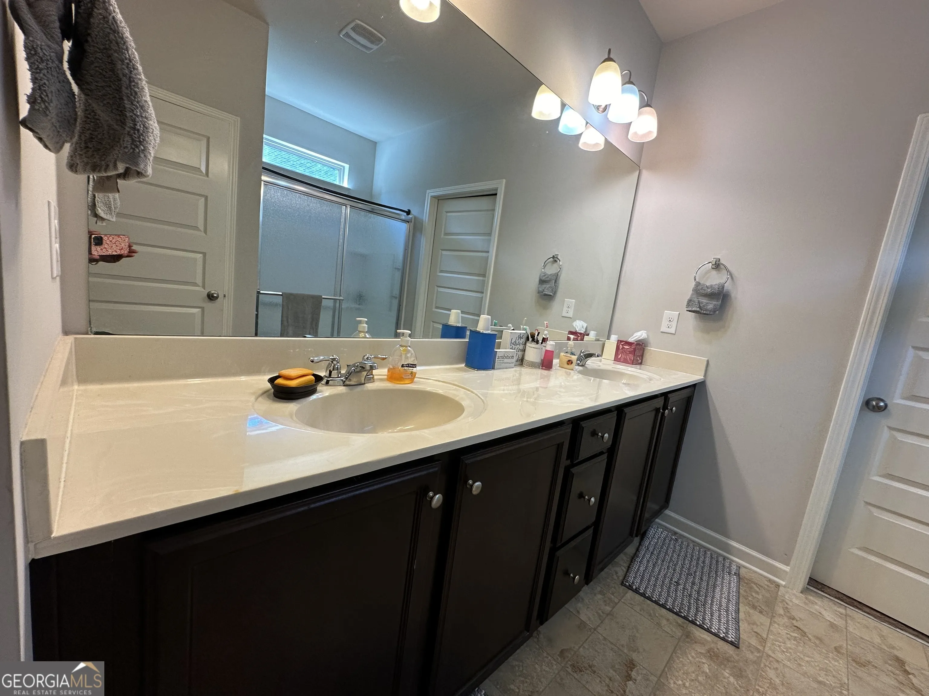 565 Carleton Place