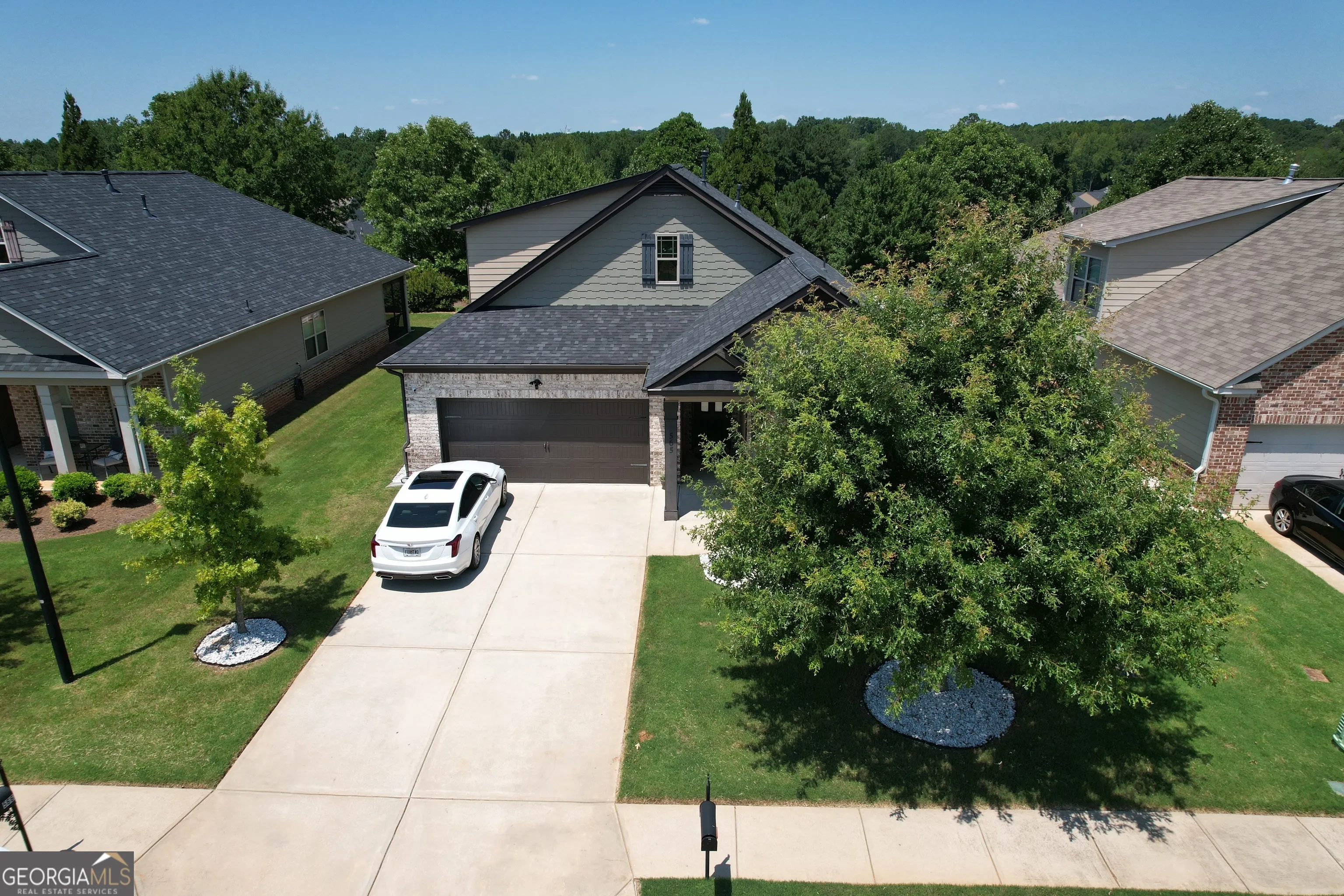 565 Carleton Place
