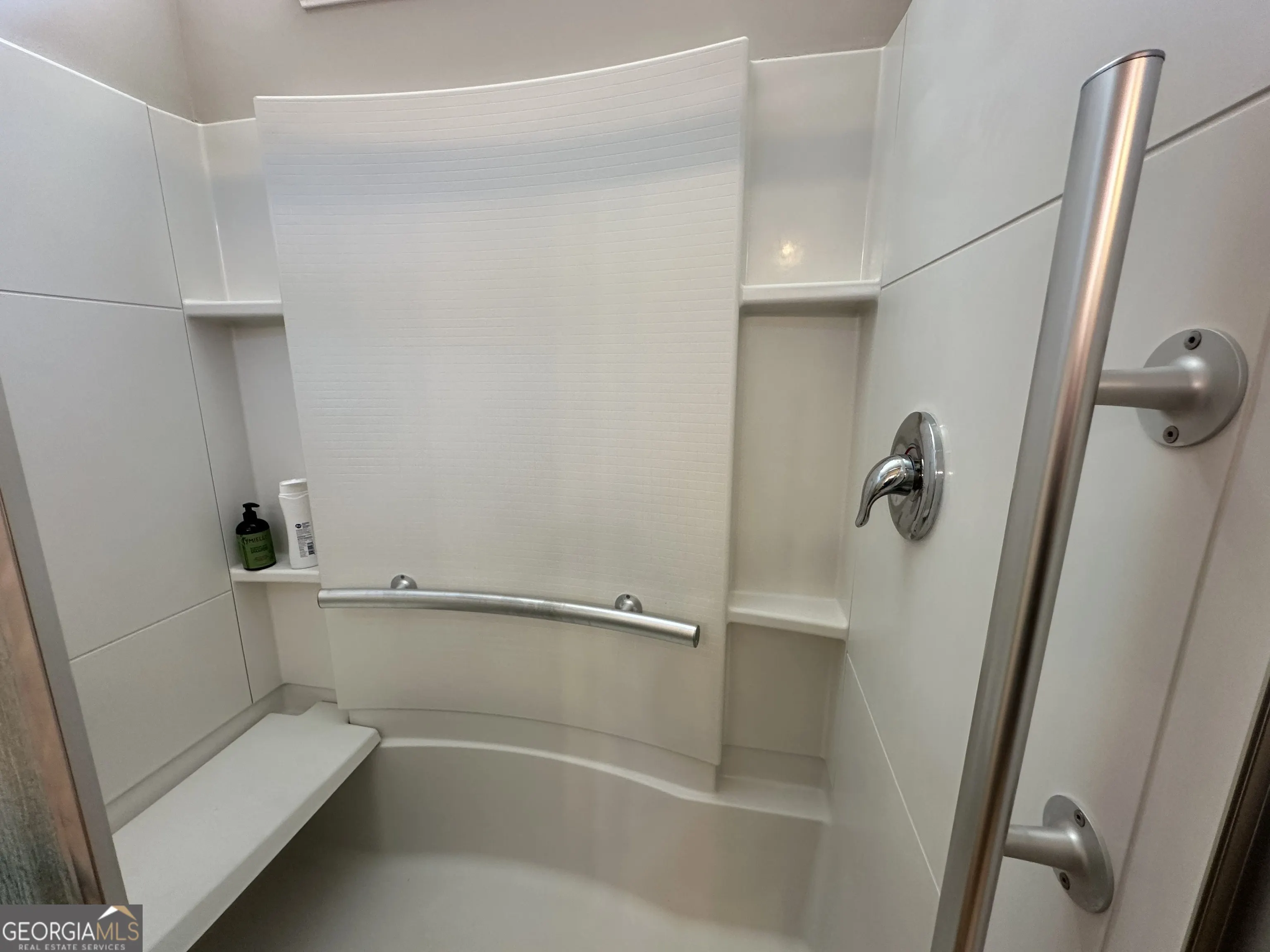565 Carleton Place