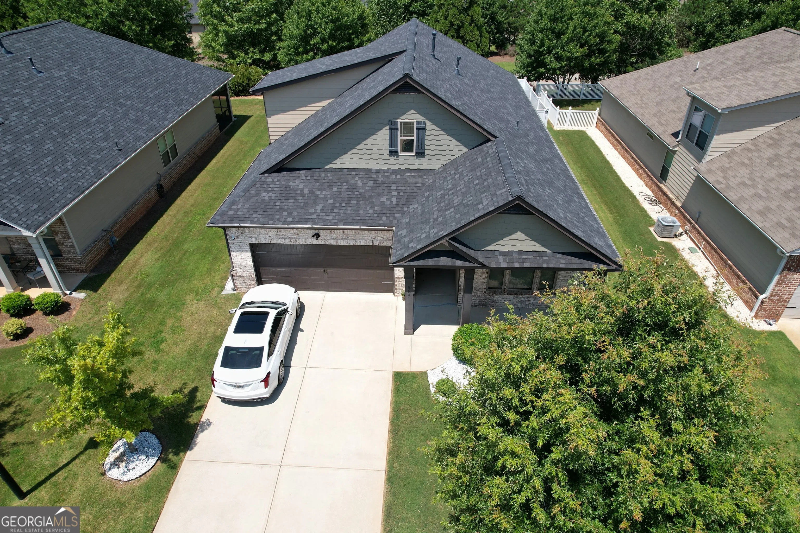 565 Carleton Place
