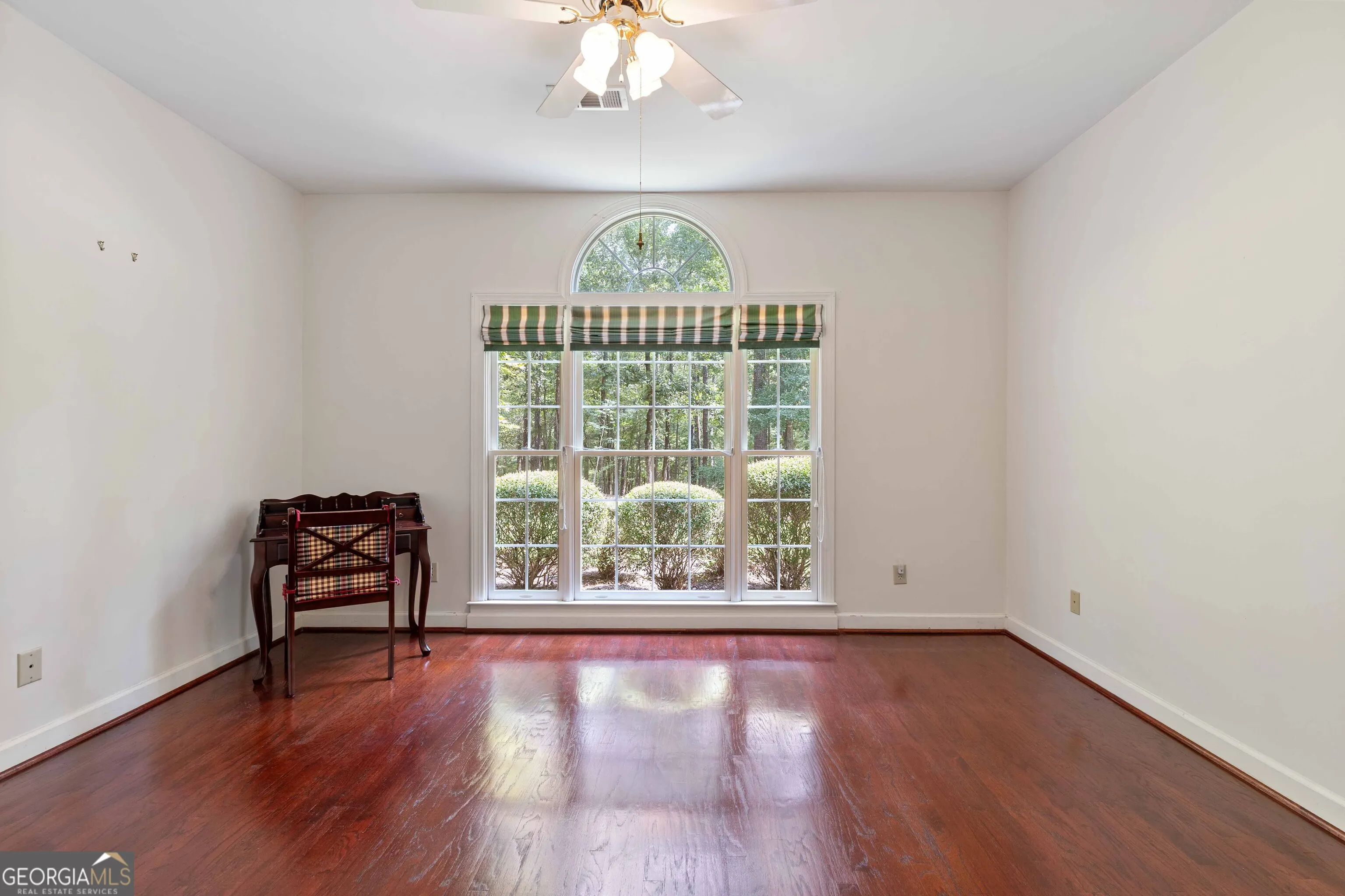 7433 Rolling Bend Court