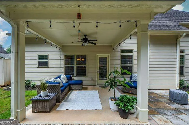 453 Thorn Creek Way