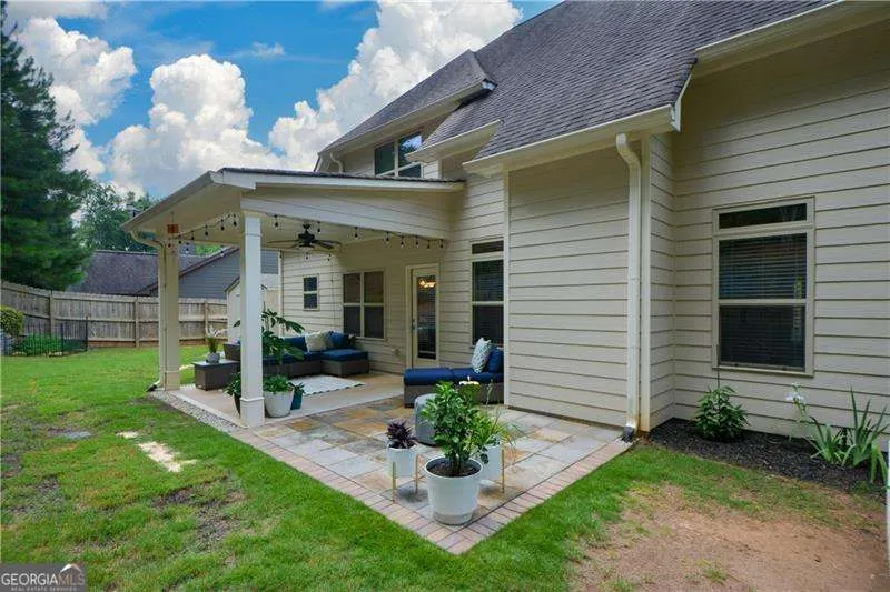 453 Thorn Creek Way