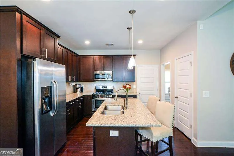 453 Thorn Creek Way