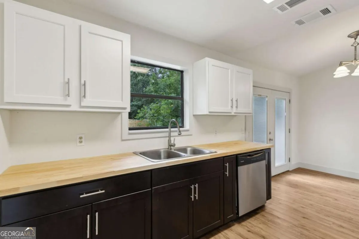 587 Powder Horn Road