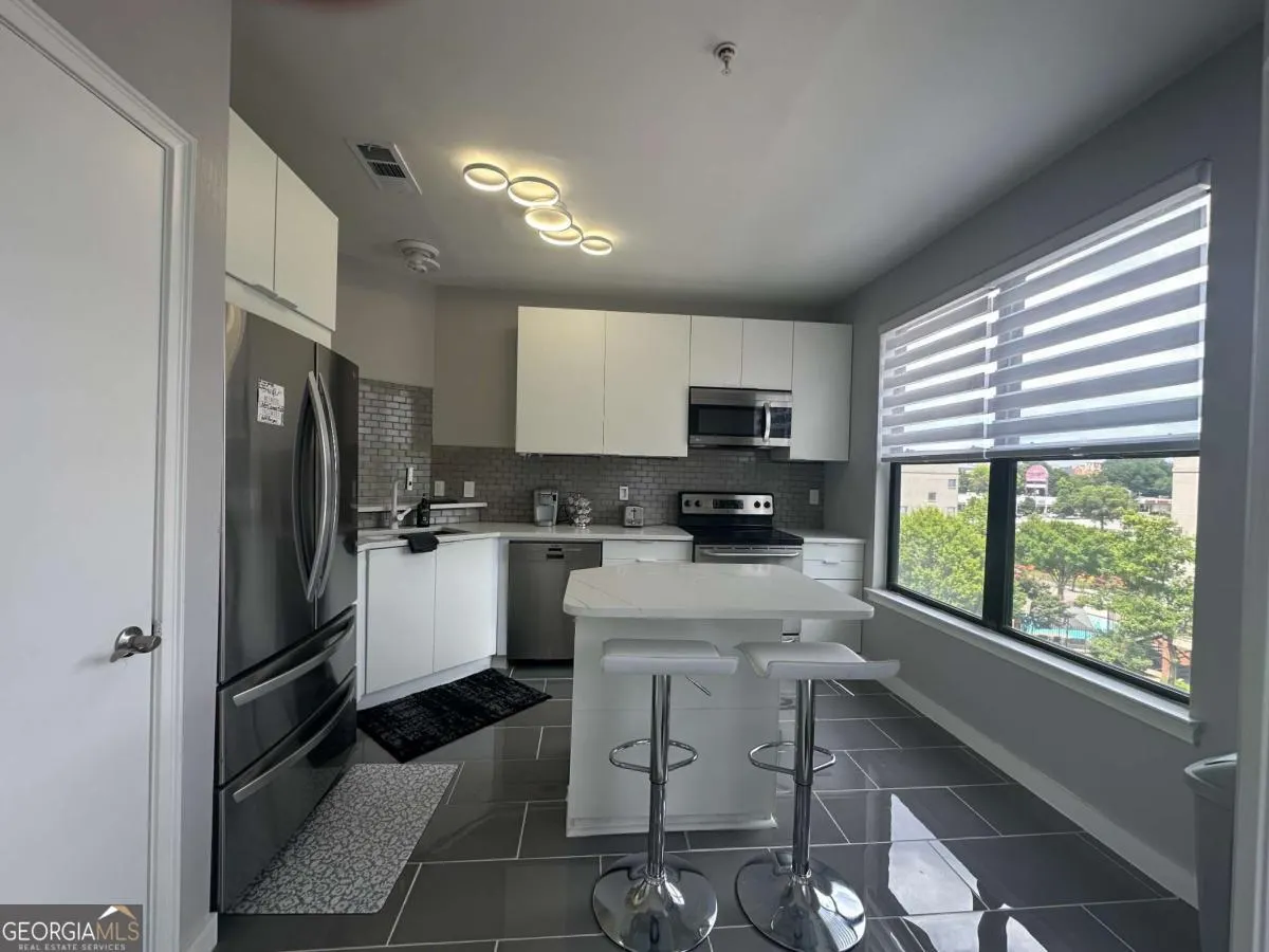 1306 898 Oak Street SW, #1306