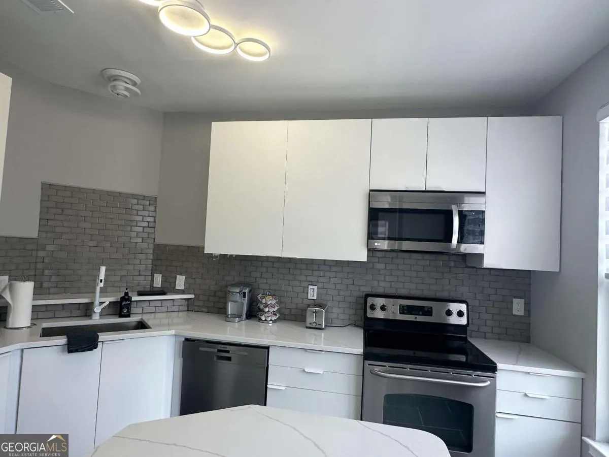 1306 898 Oak Street SW, #1306