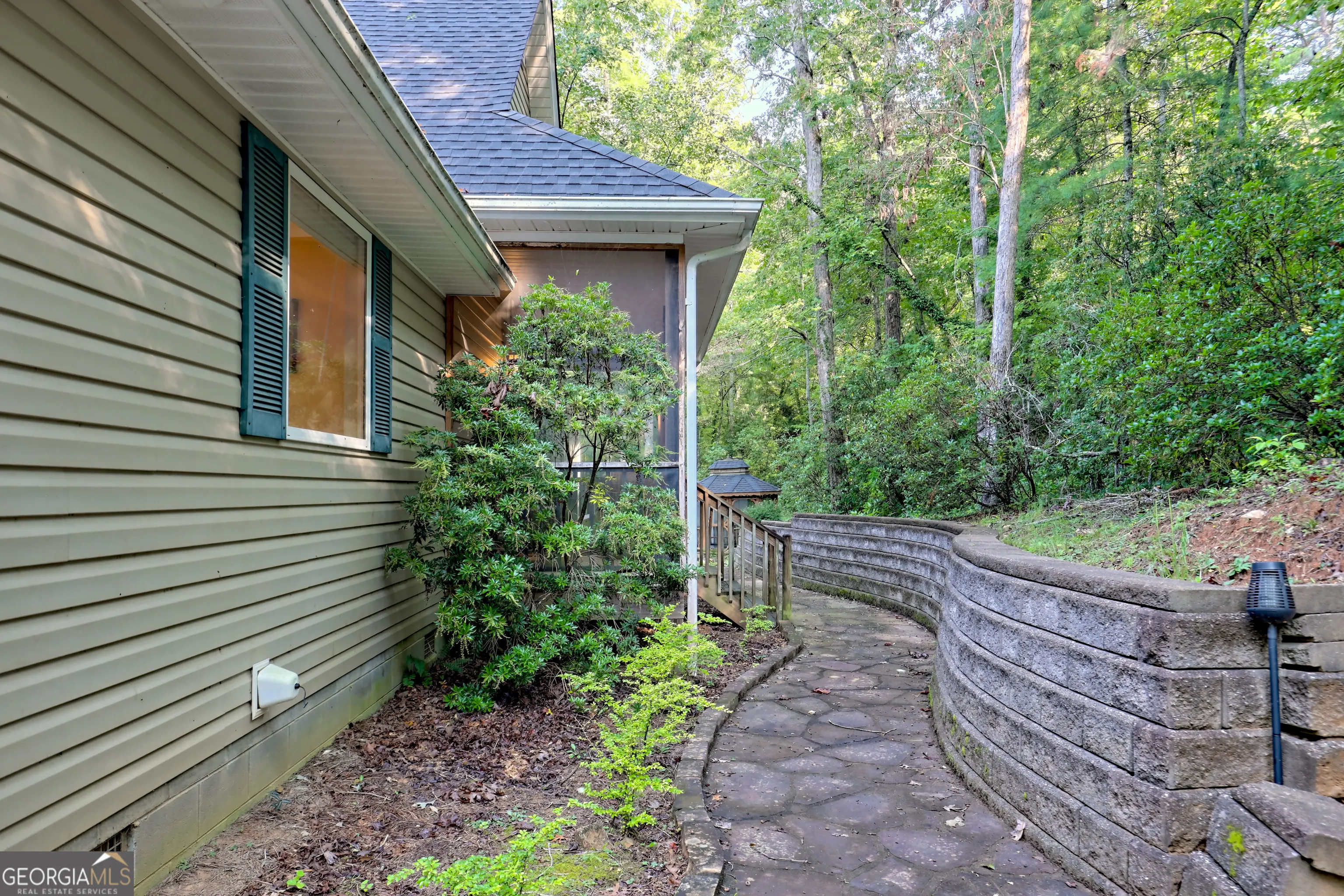 188 Fulton Road