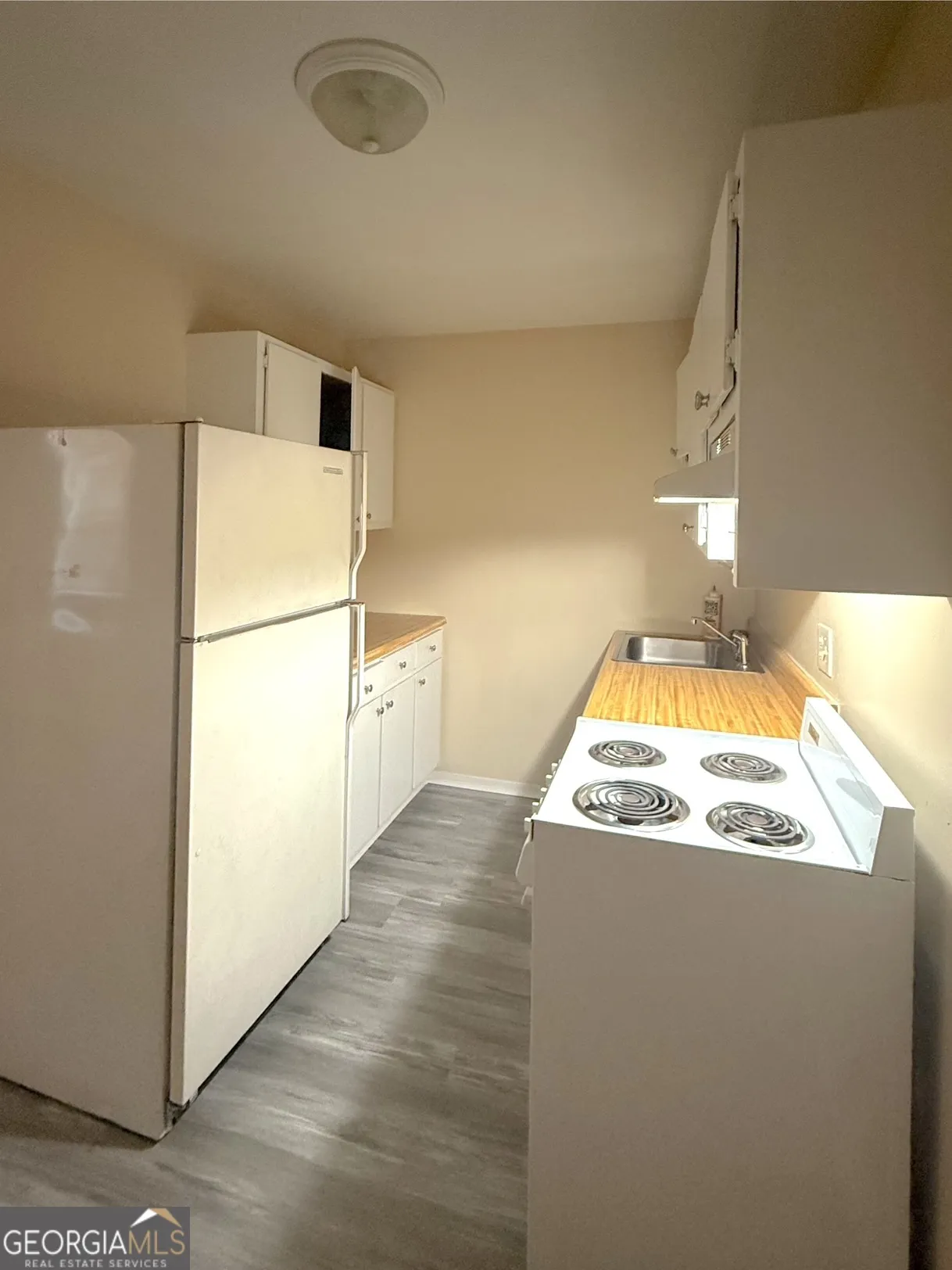 4 155 Bowen Street, #4