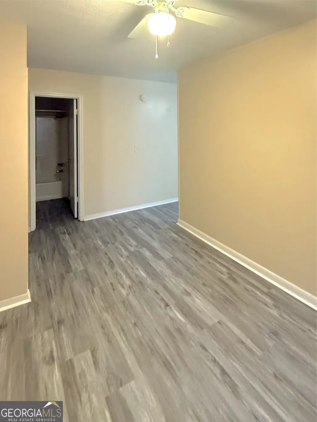 4 155 Bowen Street, #4