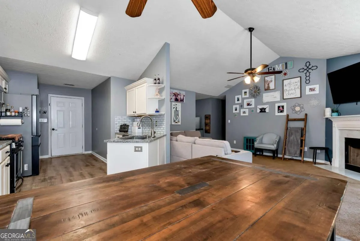 5503 Amber Cove Way