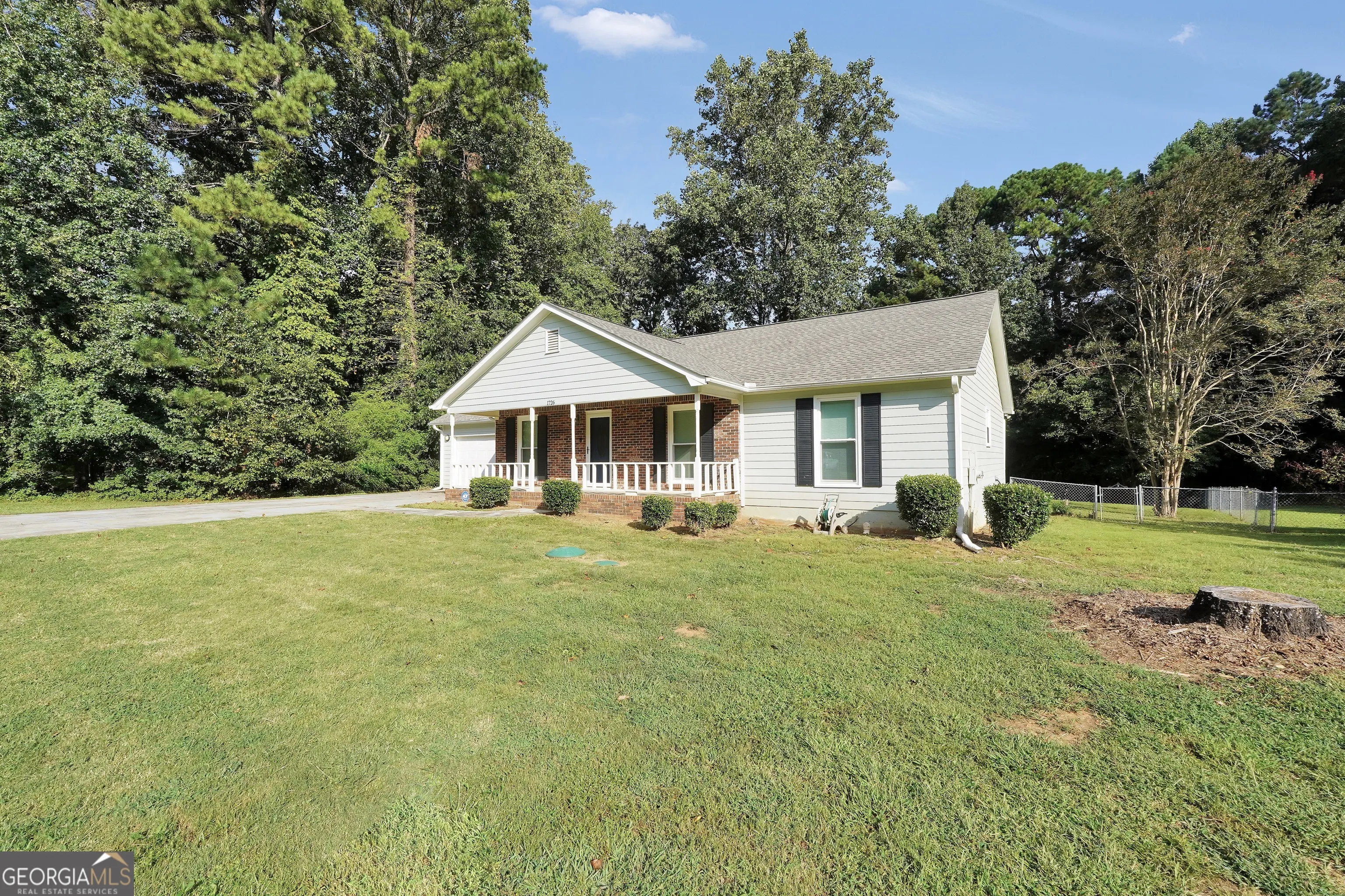1726 Sherry Lane