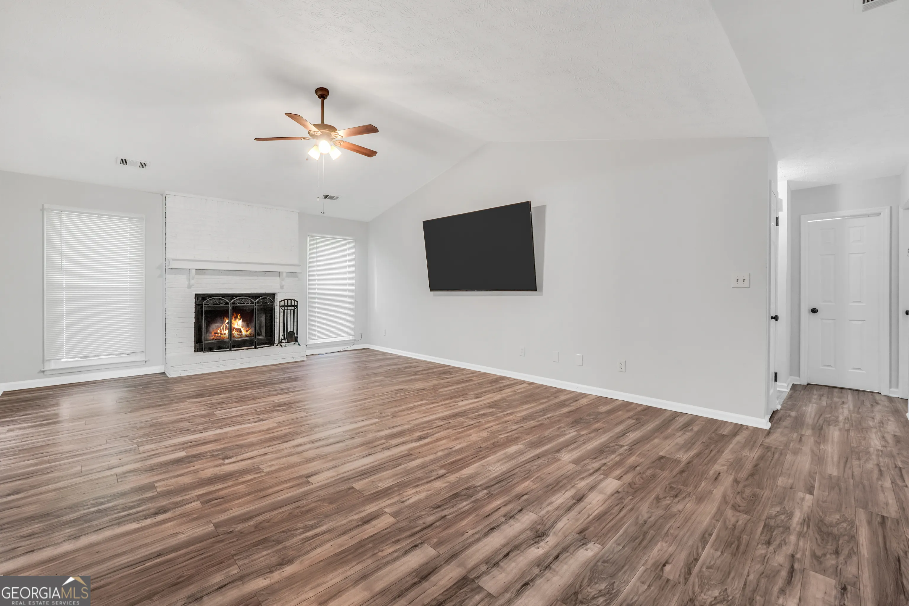 1726 Sherry Lane