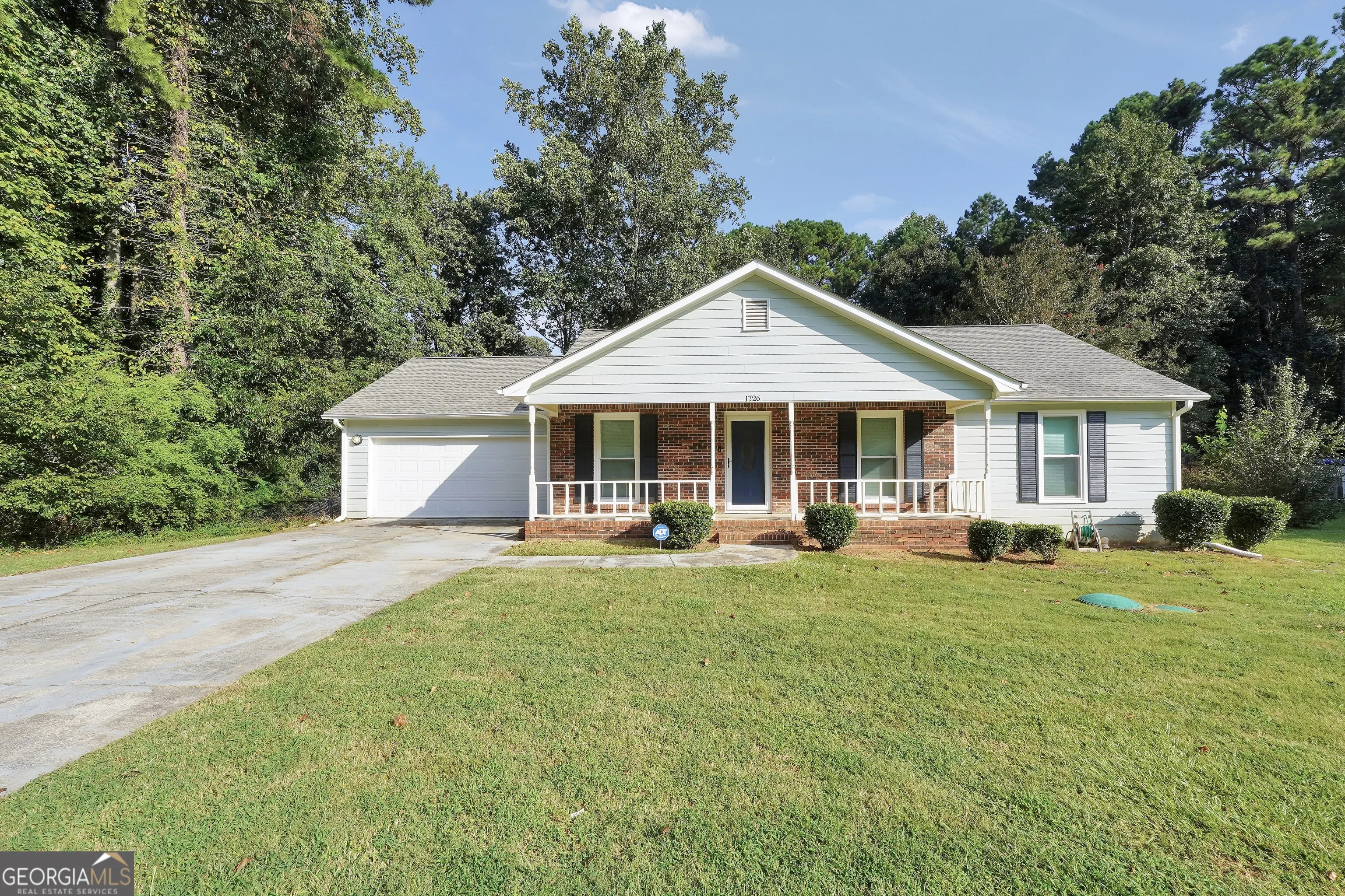 1726 Sherry Lane