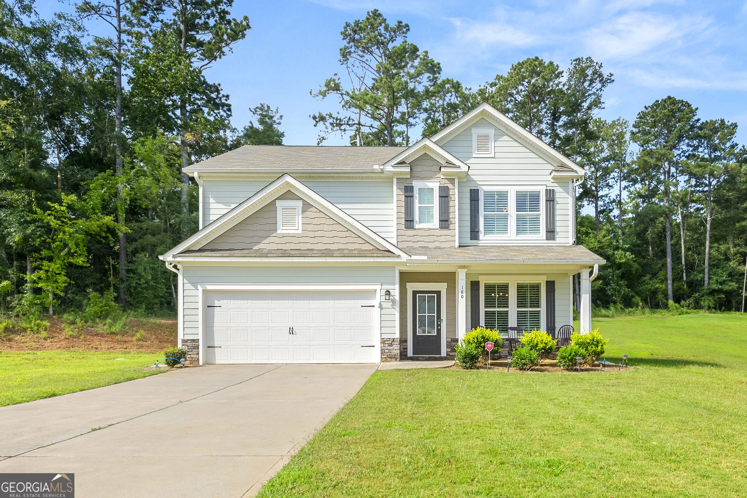 180 Ascott Trace