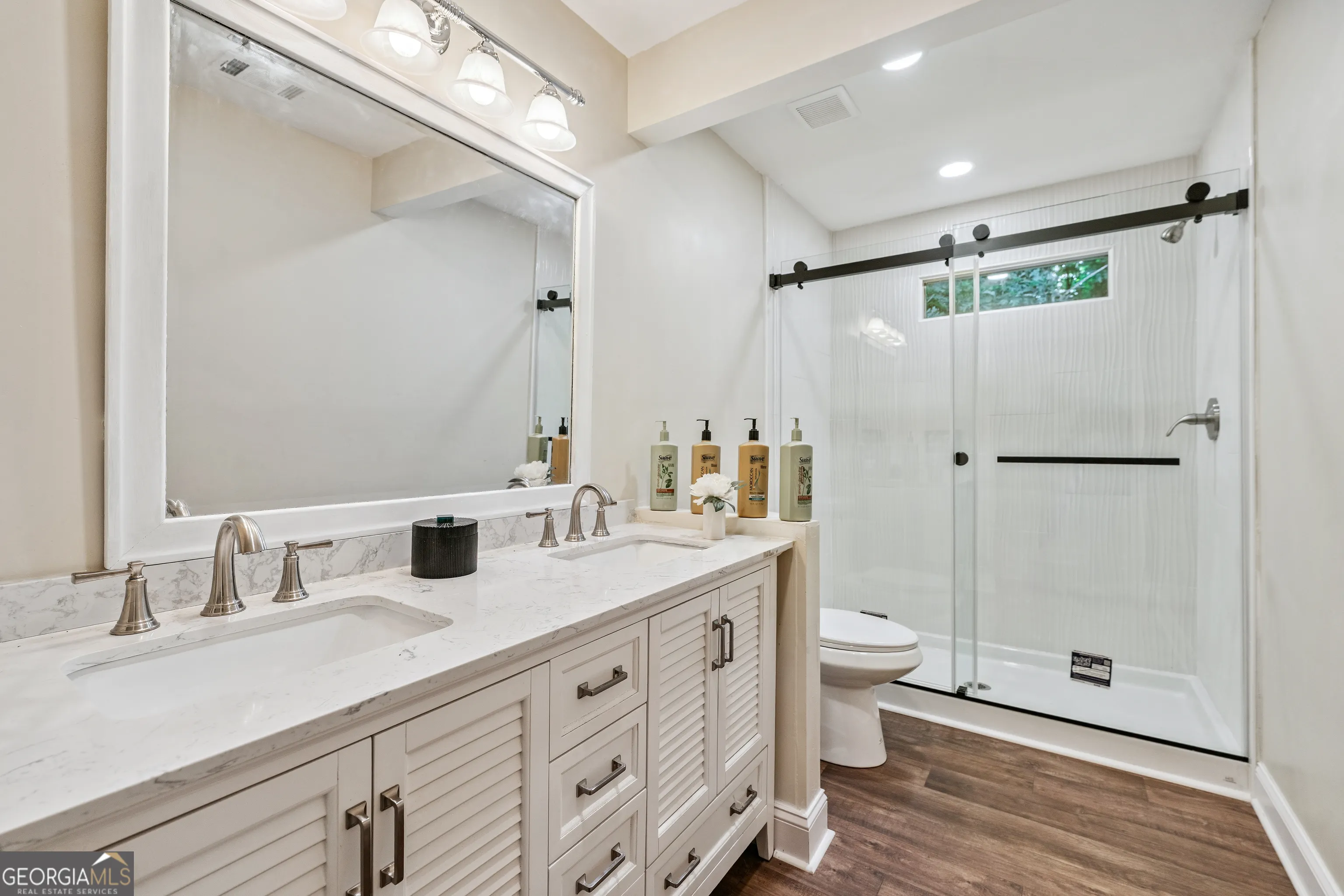 465 Woodbrook Ways
