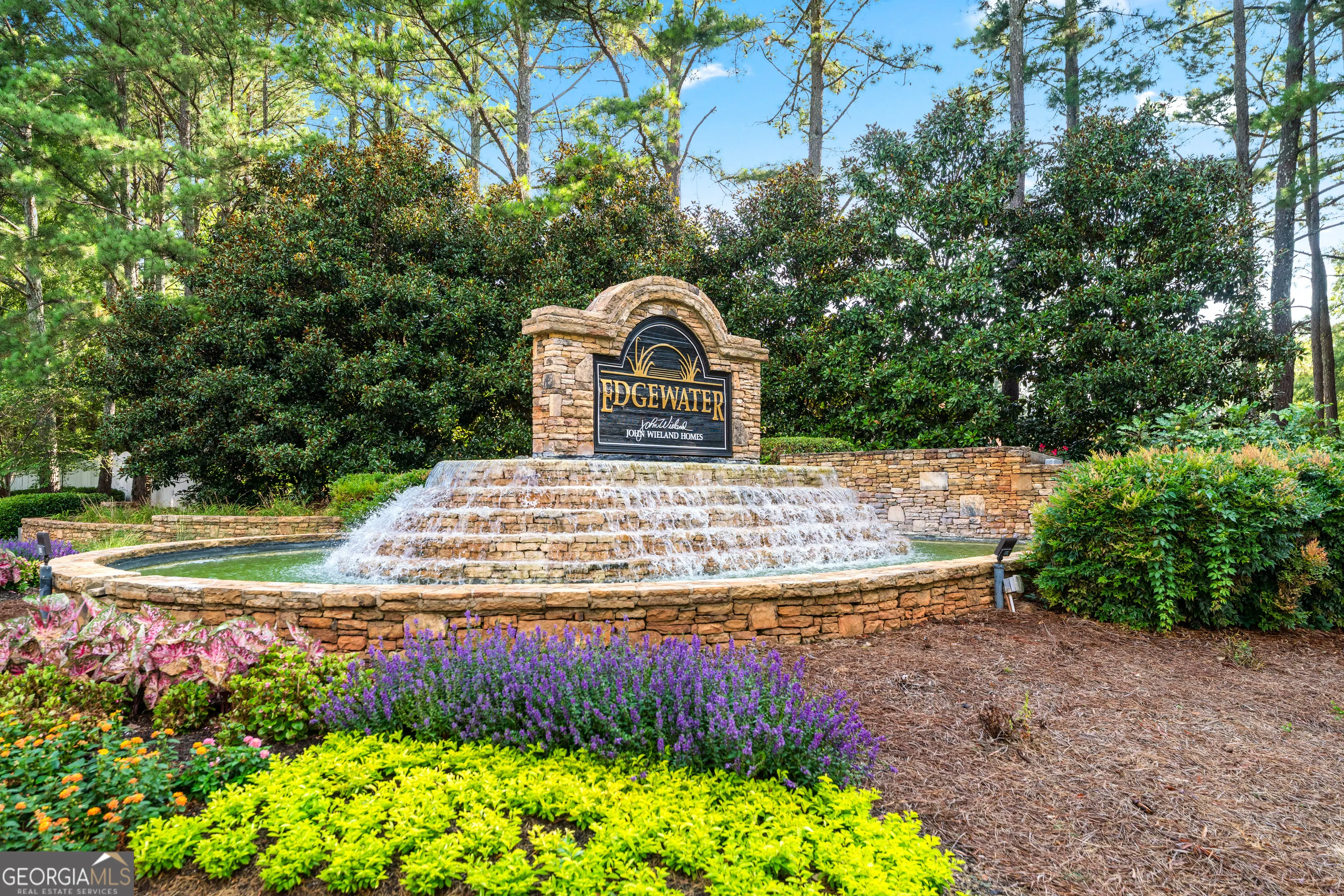465 Woodbrook Ways