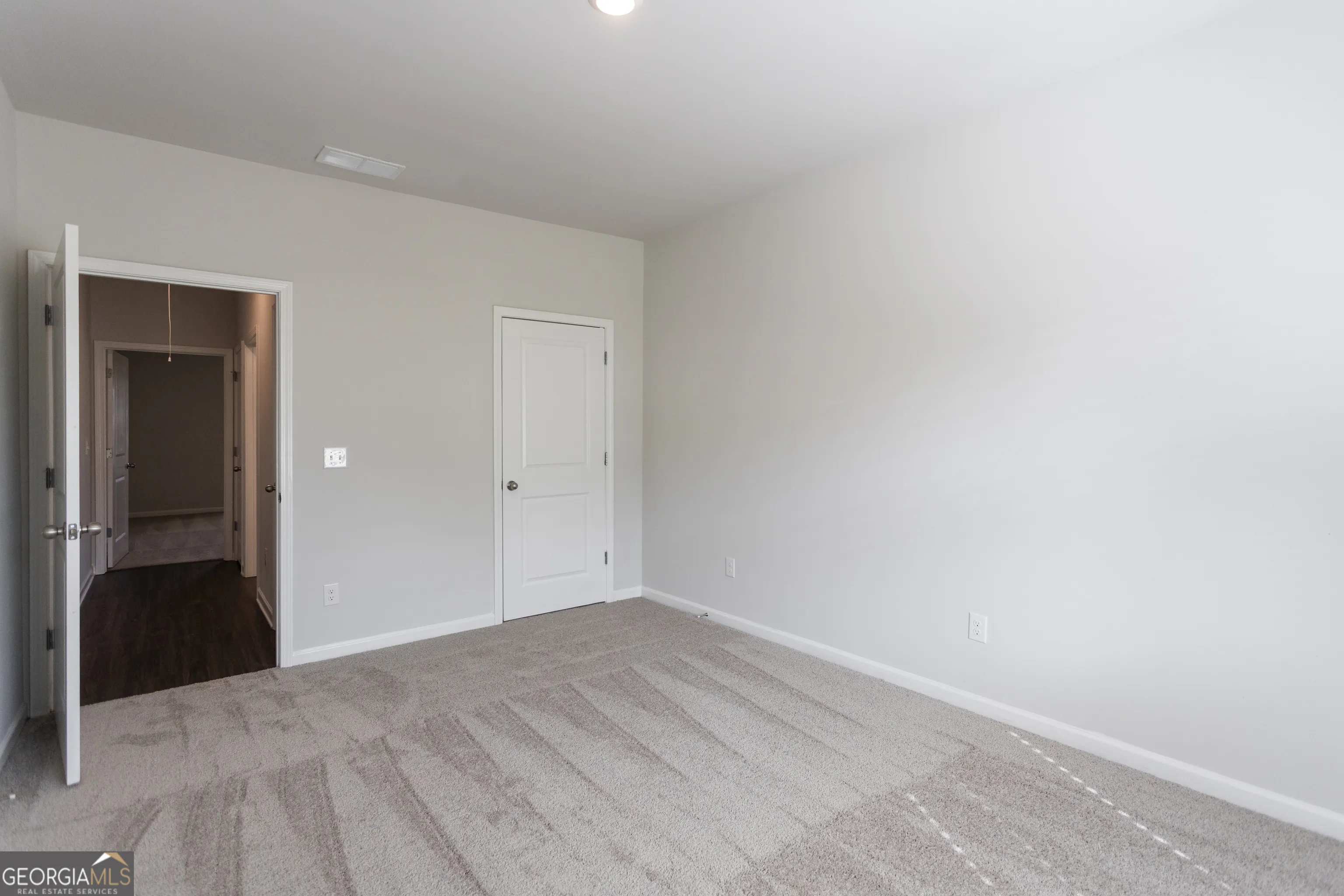 210 Park Place Trail