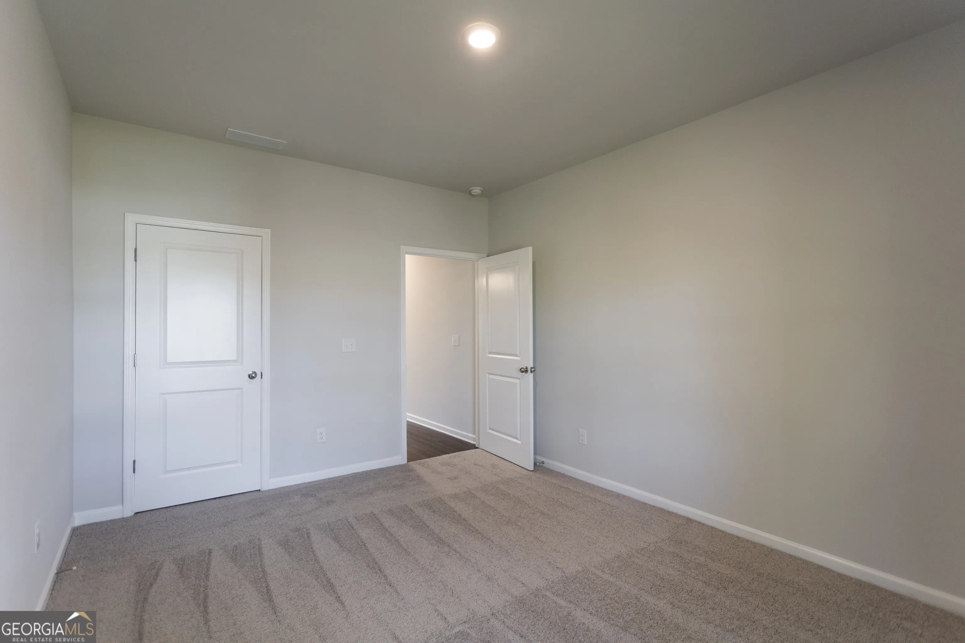 210 Park Place Trail