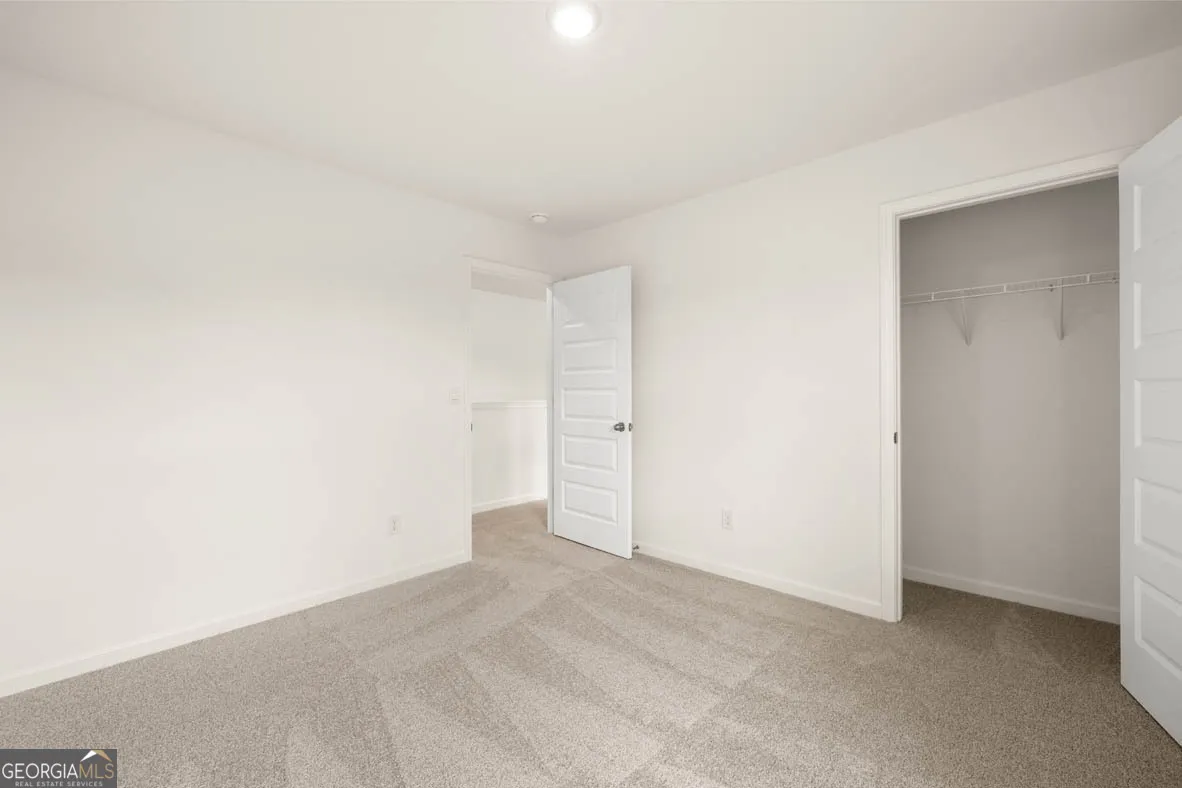640 Whitman Lane
