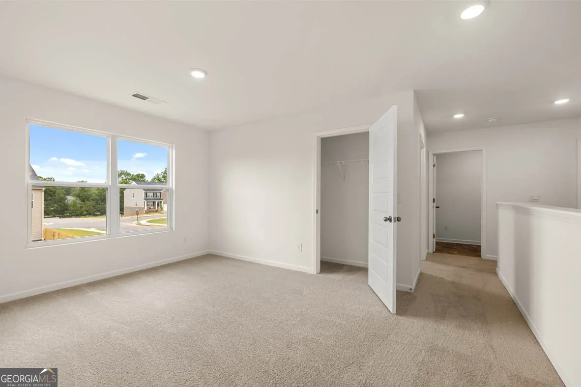 640 Whitman Lane