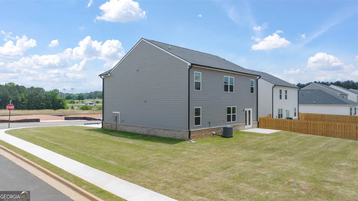 640 Whitman Lane